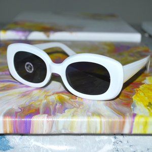 Juicy Couture Ladies Sunglasses New w Pouch